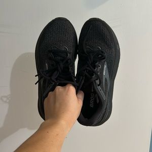 Brooks -Ghost Max running shoe